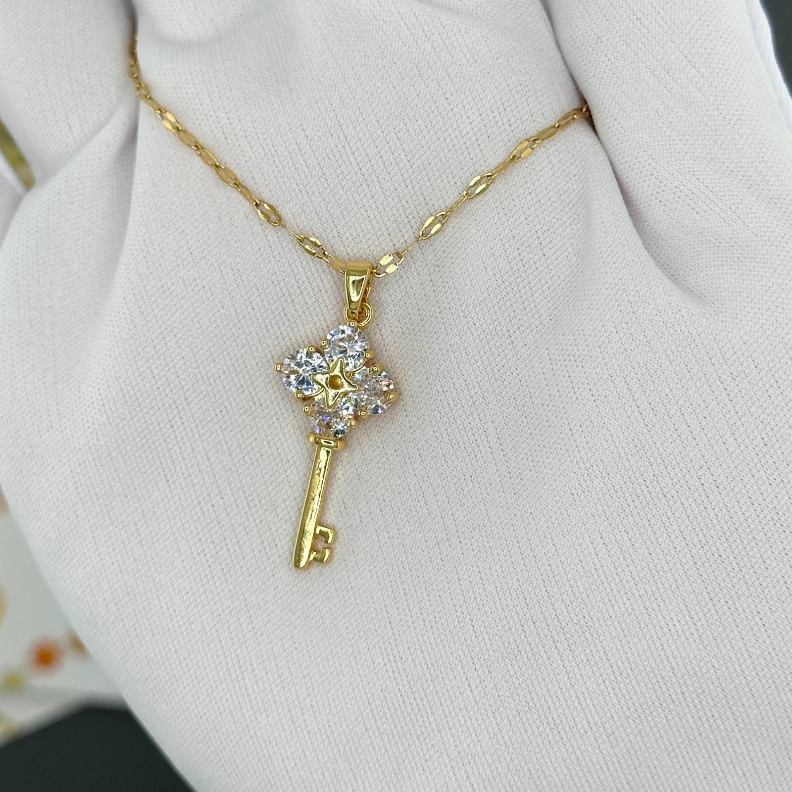 "KEY" NECKLACE, 18K GOLD PLATED STEEL